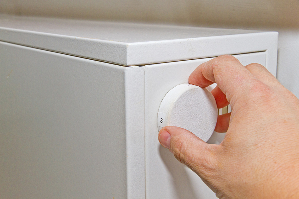 Nacht­speicher­heizung bei Elektro Stumpf GmbH in Neuenmarkt