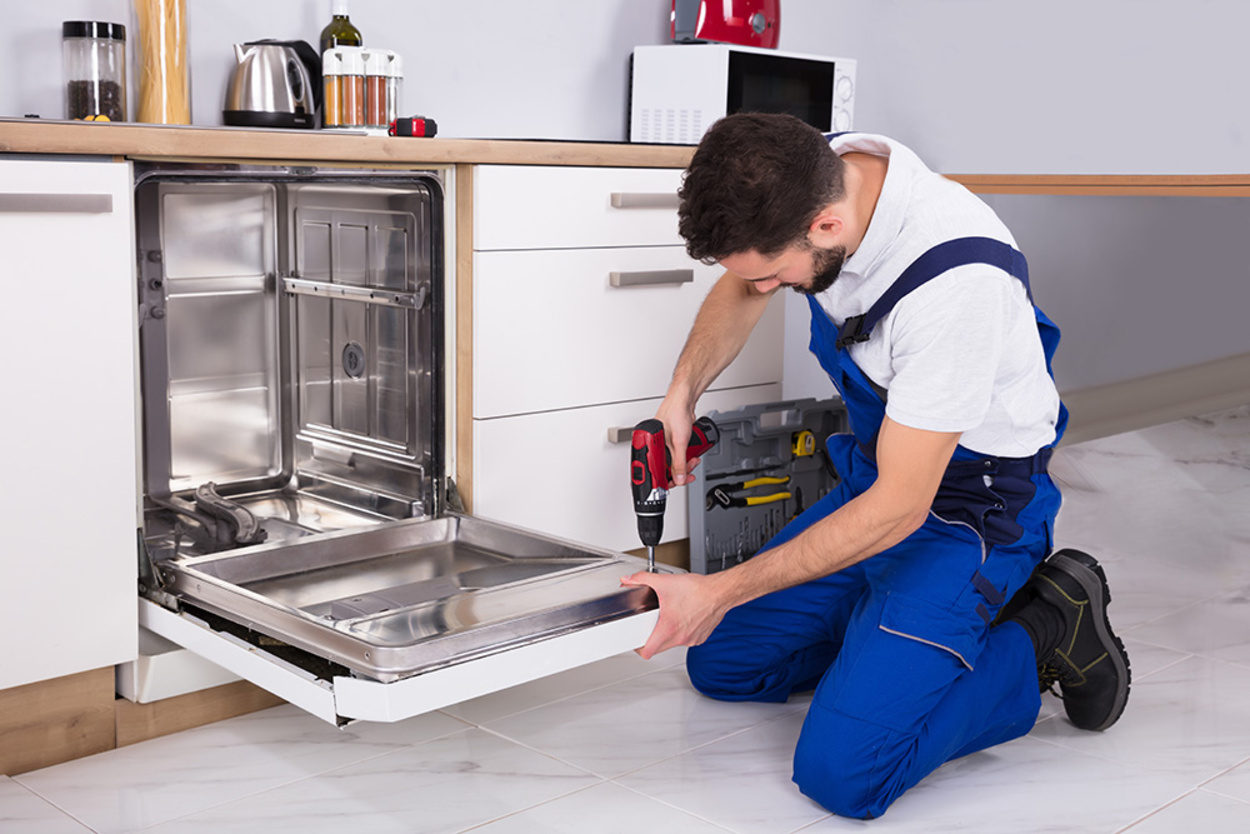 Hausgeräte-Service bei Elektro Stumpf GmbH in Neuenmarkt