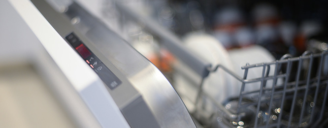 Geschirrspül­maschinen bei Elektro Stumpf GmbH in Neuenmarkt